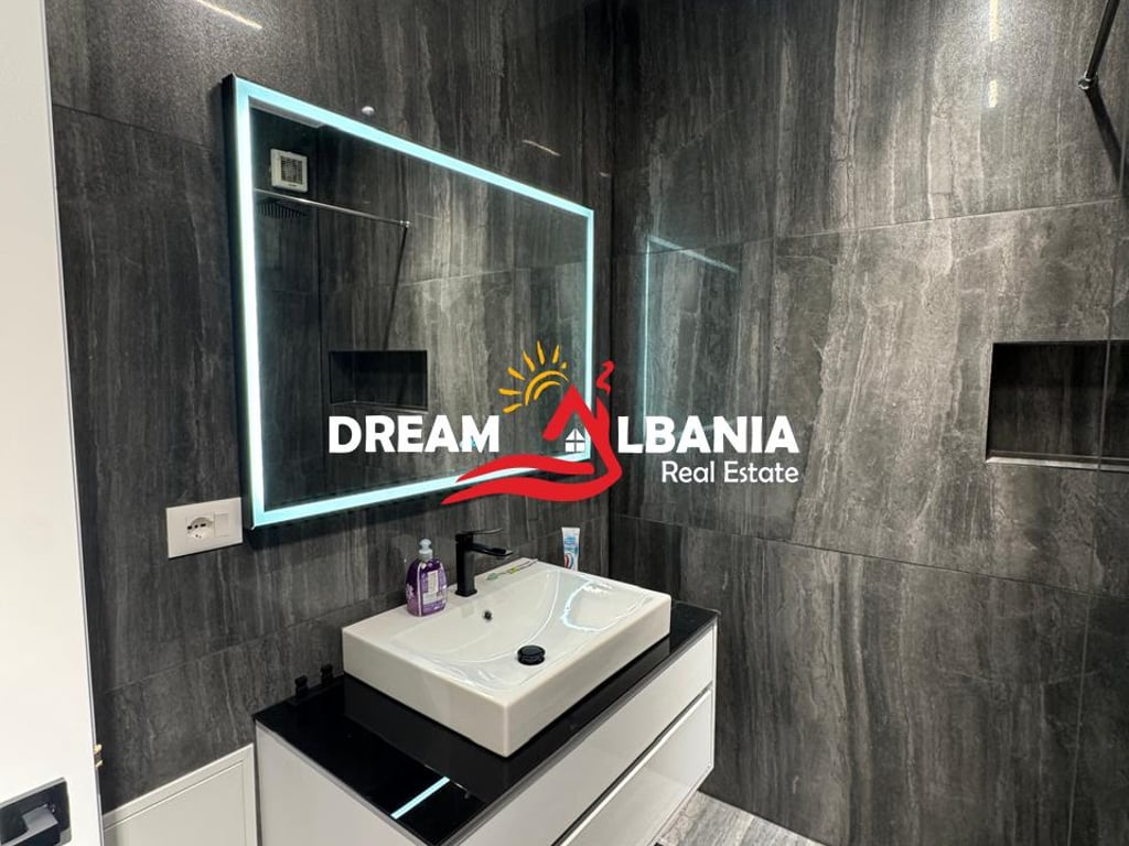 Affittasi appartamento 1+1 presso lo Stadio Air Albania (ID 42111365)
