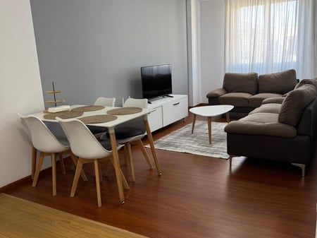 Affittasi appartamento 2+1 presso Ish Parku /600 Euro