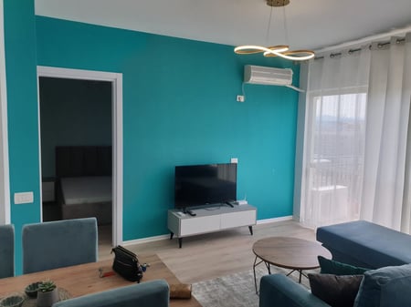 1+1 apartment for rent at Aviacionit field.