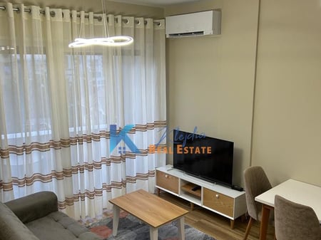 Apartament 1+1 per qira ne Kinostudio, afer Ministrise se Kultures