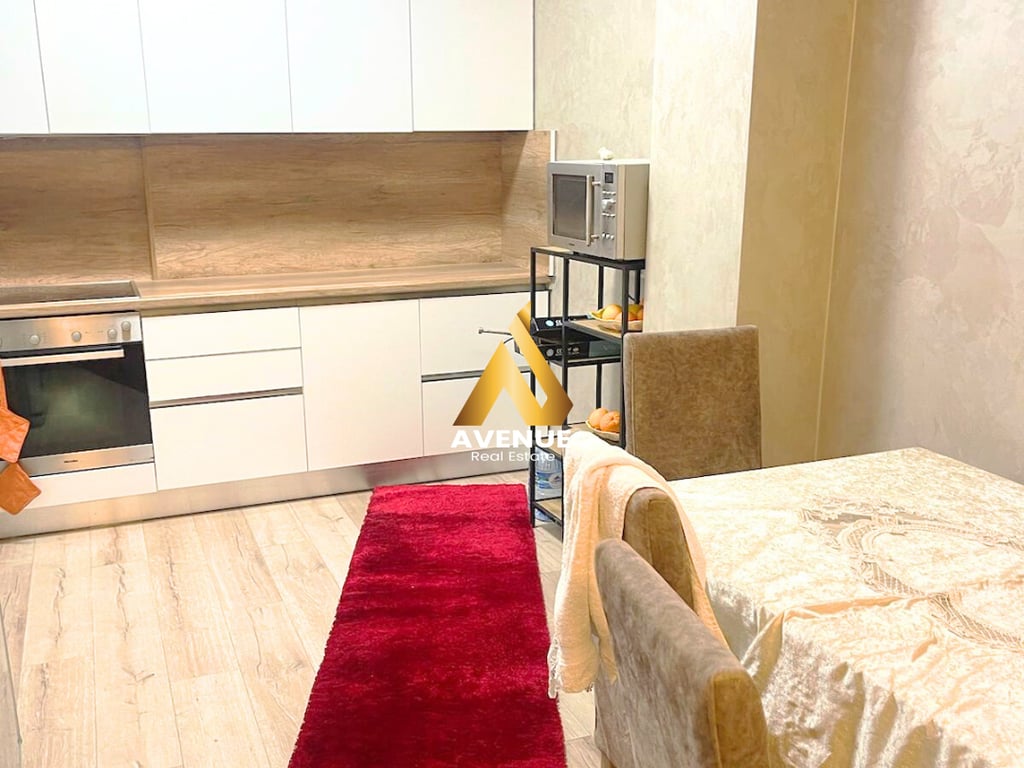JEPET ME QERA APARTAMENT LUKSOZ  2+1+2 , KOPSHTI ZOOLOGJIK