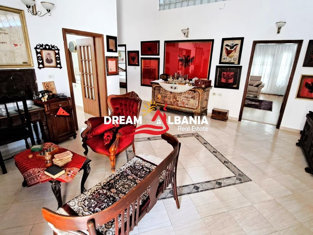 Appartamento 4+1 (piano villa) in affitto in via Don Bosko vicino a Vizion+ a Tirana (ID 4231390)