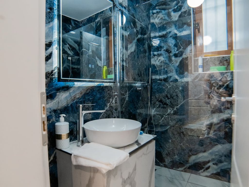 Luxury Apartment for Rent 2+1+🅿️ Kavaja Street