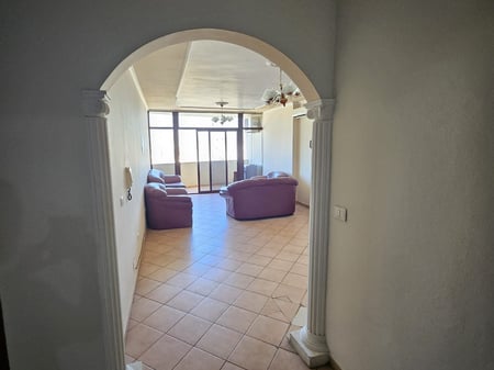Affittasi appartamento 1+1 in Via Kavajë 500 euro.