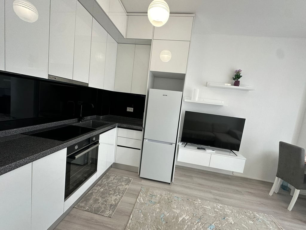 Jepet apartament 1+1 me qira ne Porcelan