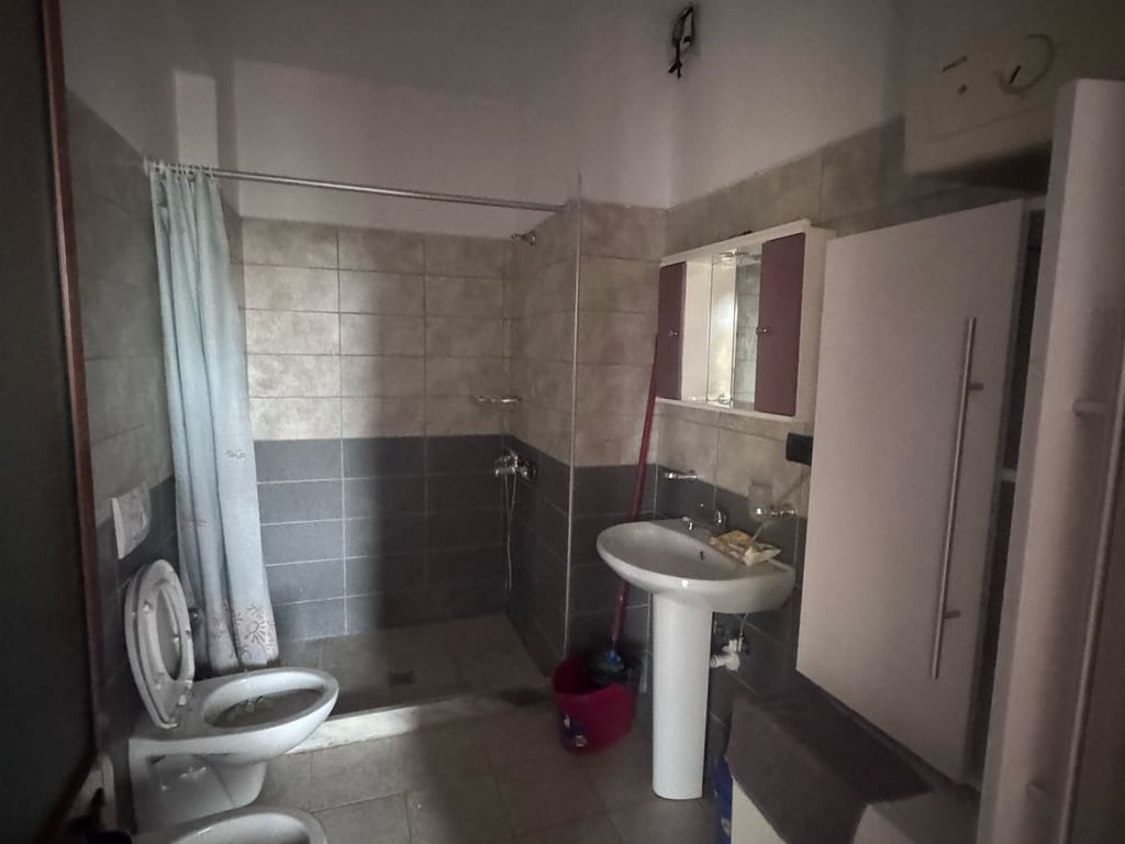 Affittasi Appartamento 1+1, Selvia (Vila Gold) Prezzo: 450 euro