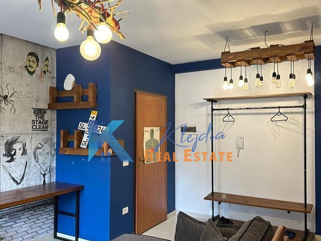 Apartament 1+1 per qira afer Liqenit te Thate