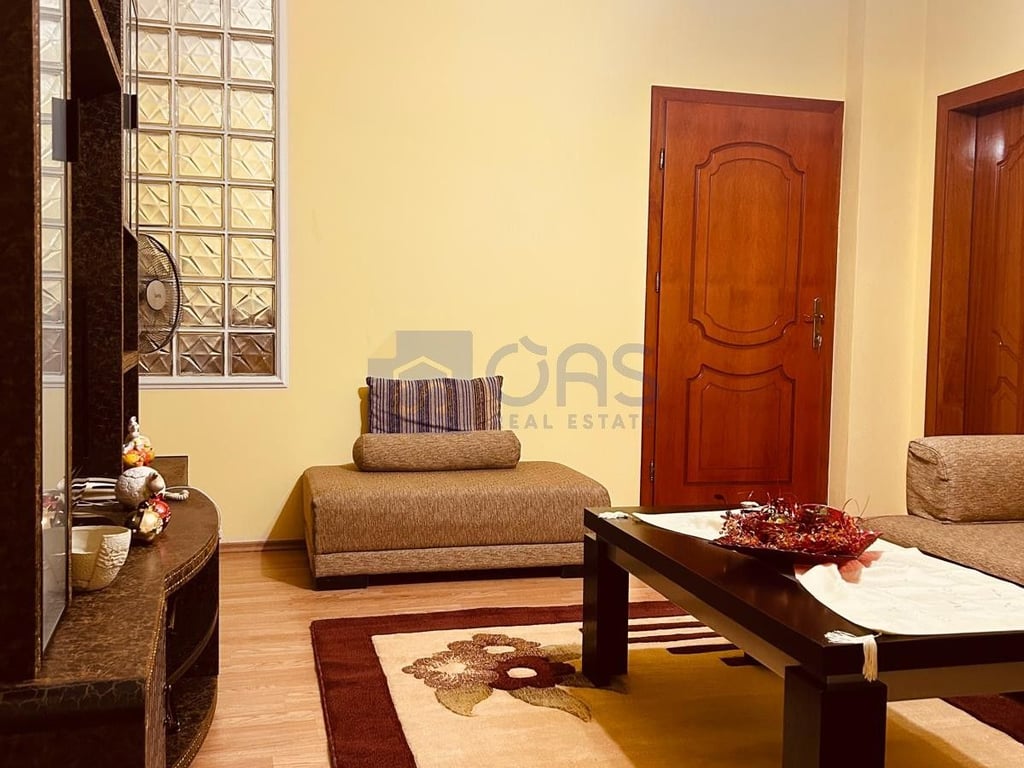 Jepet me qera apartament 2+1 tek Rruga Jordan Misja 430 euro.