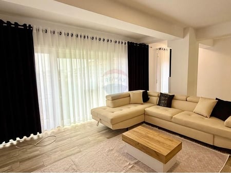 **DUPLEX 3+1+4 IN AFFITTO A KODRA E DIELLIT 2**