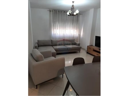 Appartamento 1+1 a Gjuhet e huaja