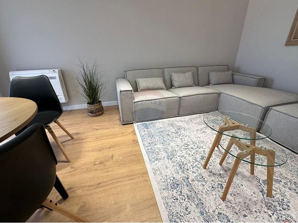 Apartament - Për Qira - Kompleksi Delijorgji, Tiranë