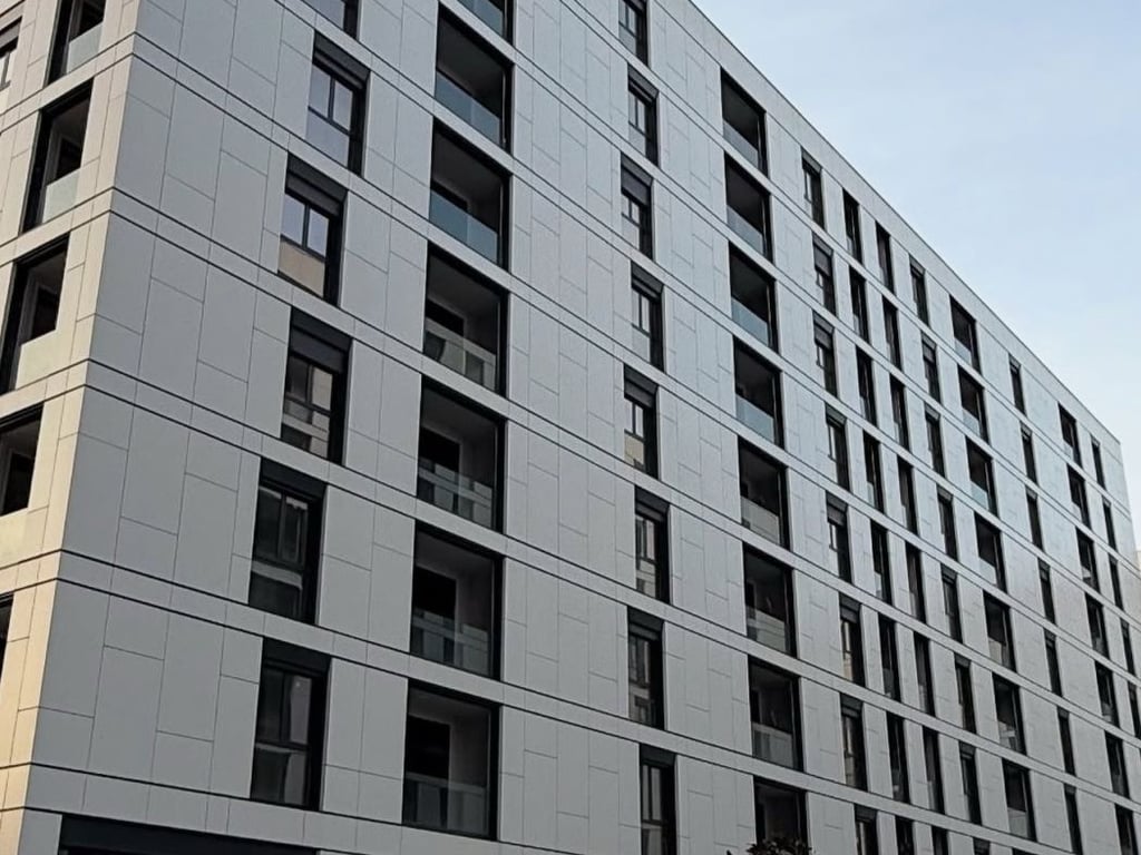 Shitet Ambient për Biznes në Kompleksin Akses Tirana!