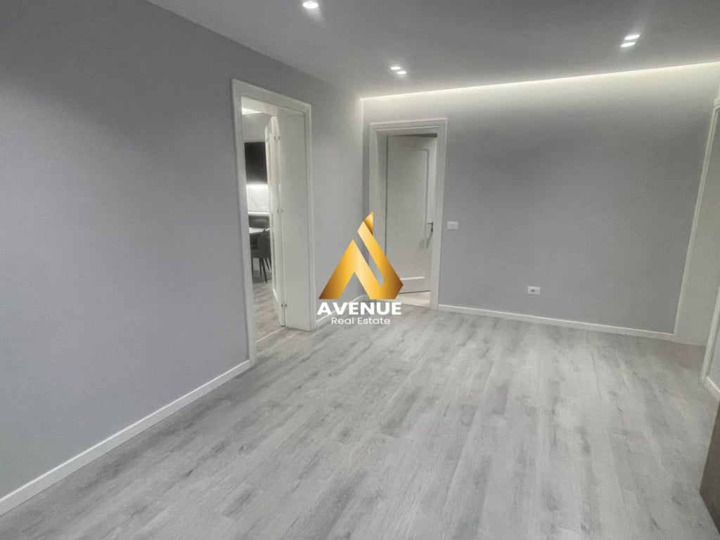 Super Vilë Luksoze me qera Rruga e Elbasanit, Pranë Sofrës së Ariut, Tiranë