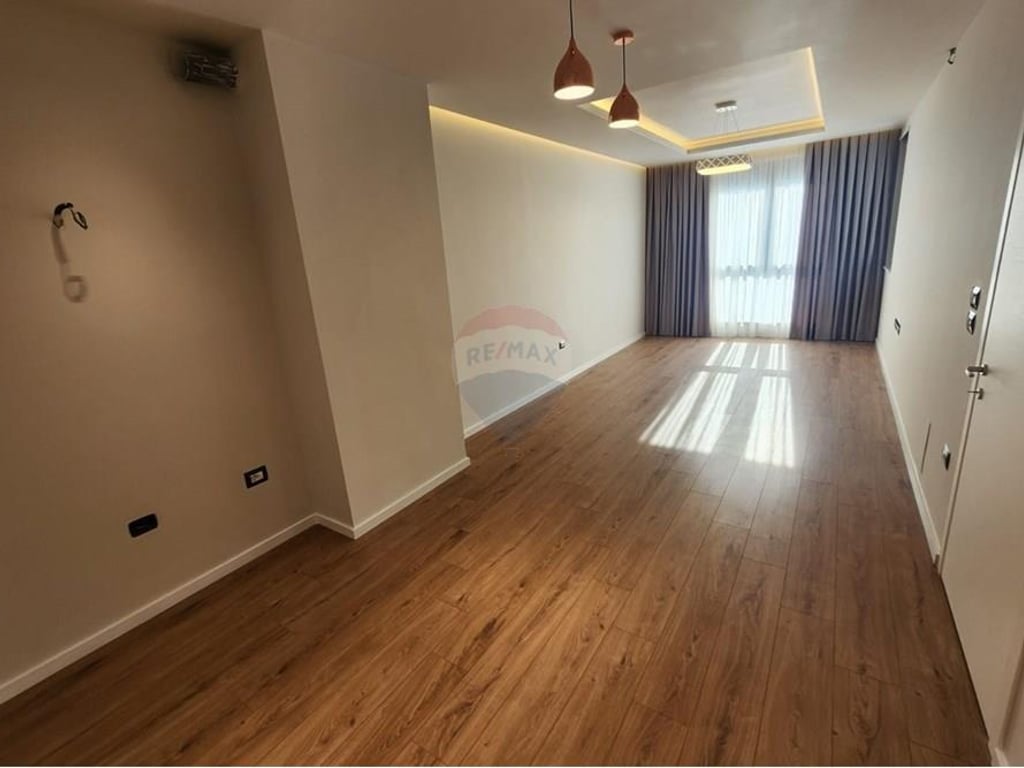 1+1 apartment for sale near the Zoo Garden.