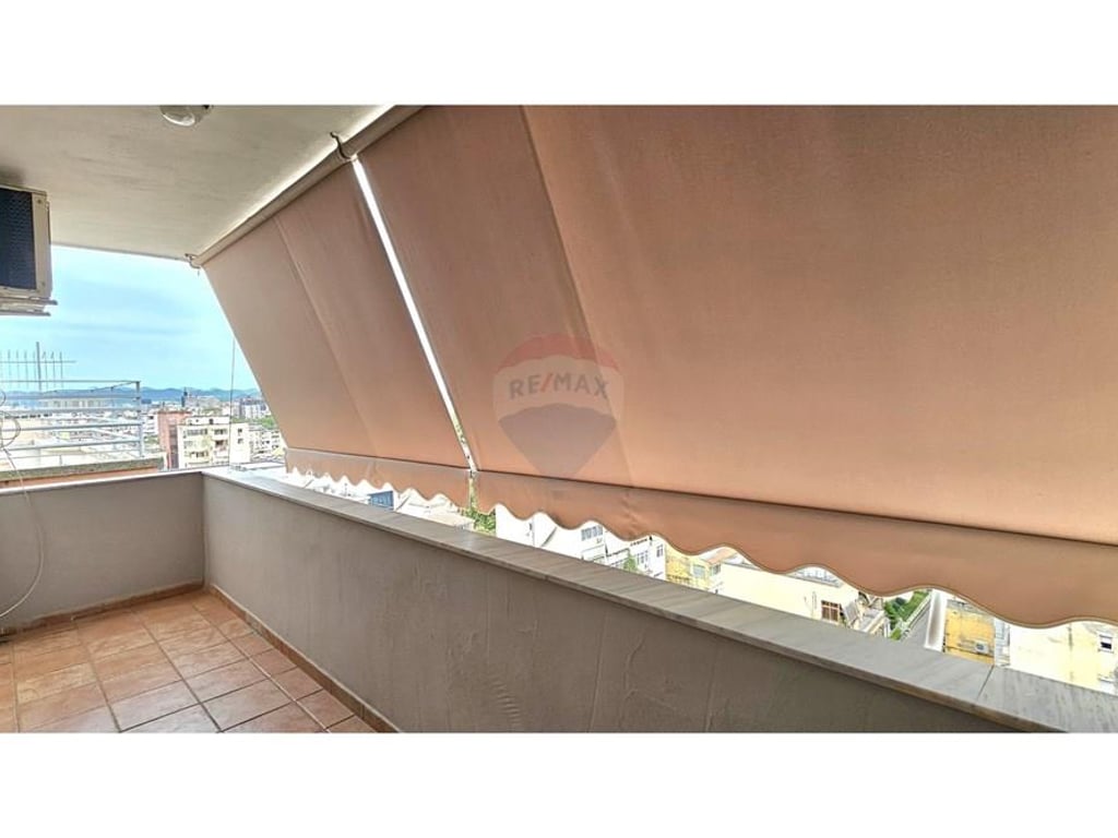 Appartamento 3+1+2+ veranda in affitto