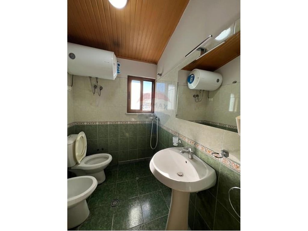 Jepet me qera apartament 1+1