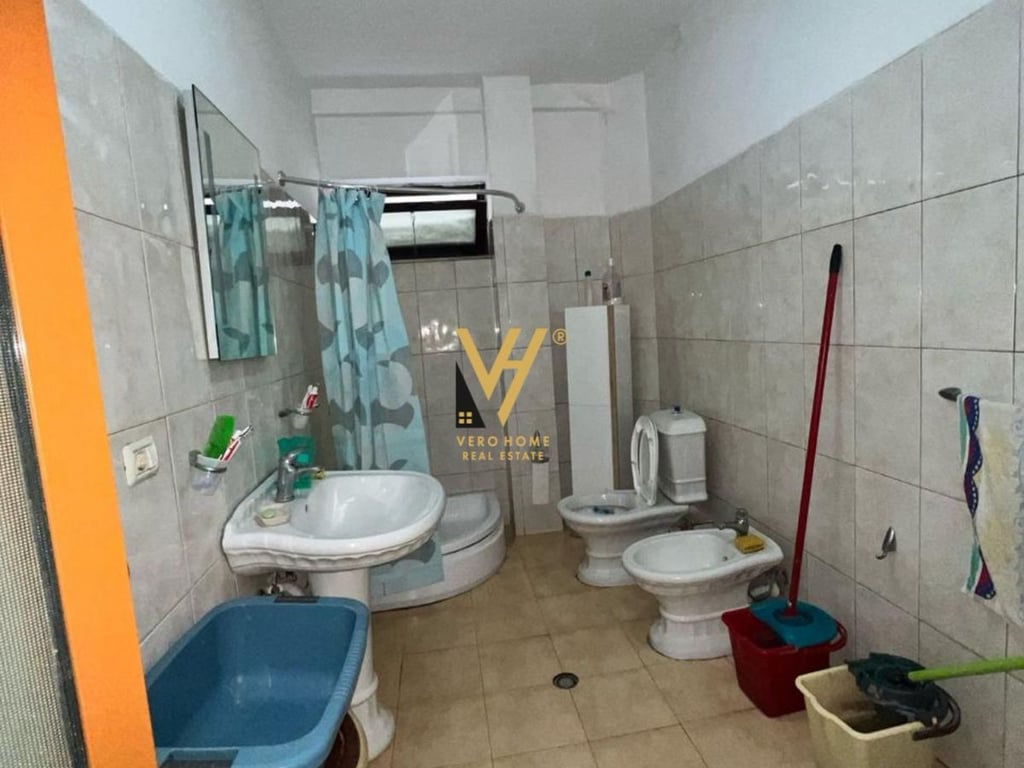 AFFITTASI APPARTAMENTO 2+1+2 A KODRA E DIELLIT 550 EURO