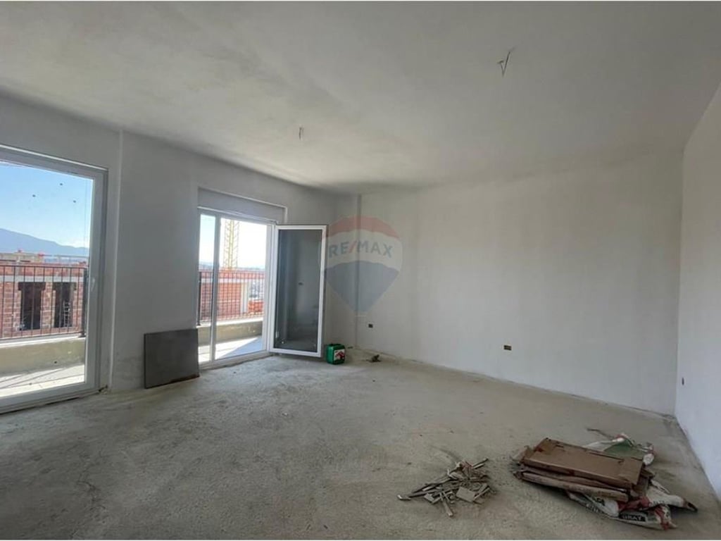 Appartamento 2+1 in vendita presso Univers City!
