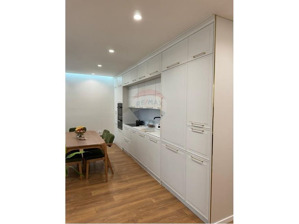 APPARTAMENTO 2+1 IN VENDITA A SAUK, TIRANA