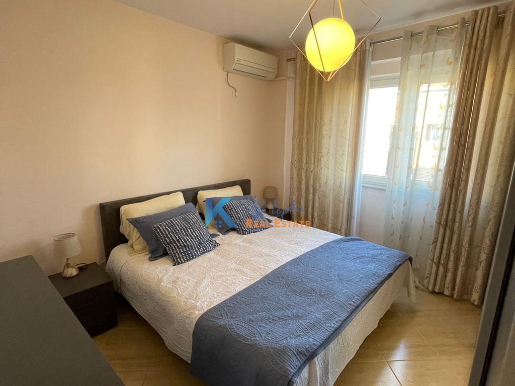 2+1 per Qira ne rrugen Jordan Misja, Kompleksi Gener2