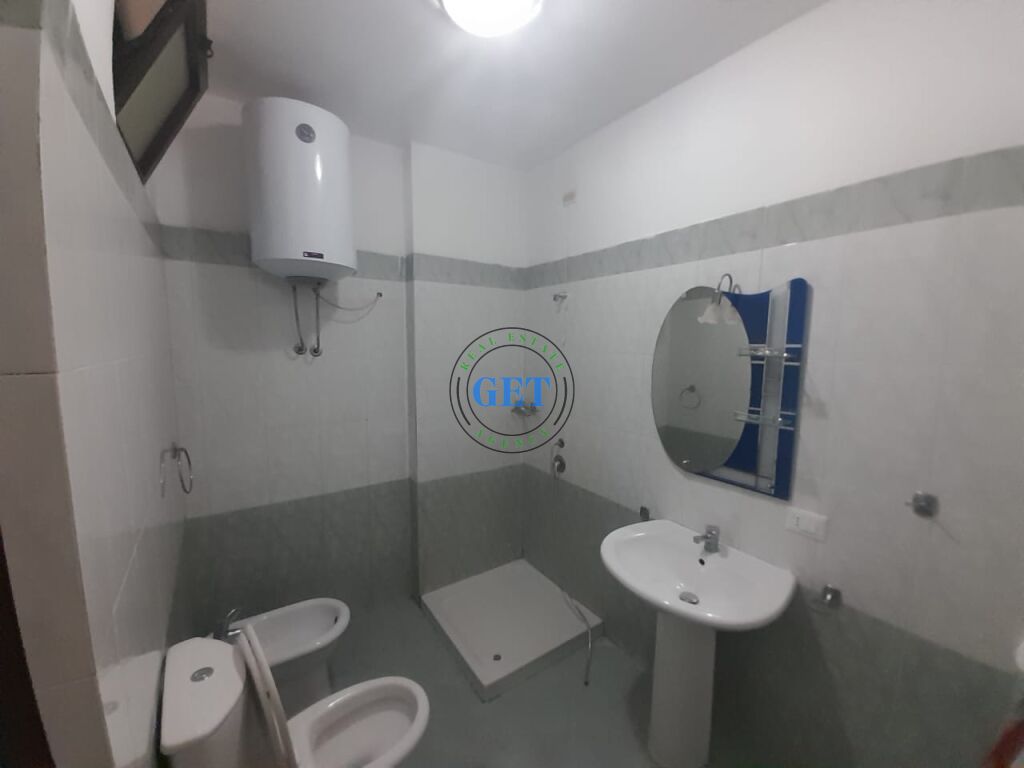 Shitet, Apartament 2+1+2, Ish Rajoni, Durres