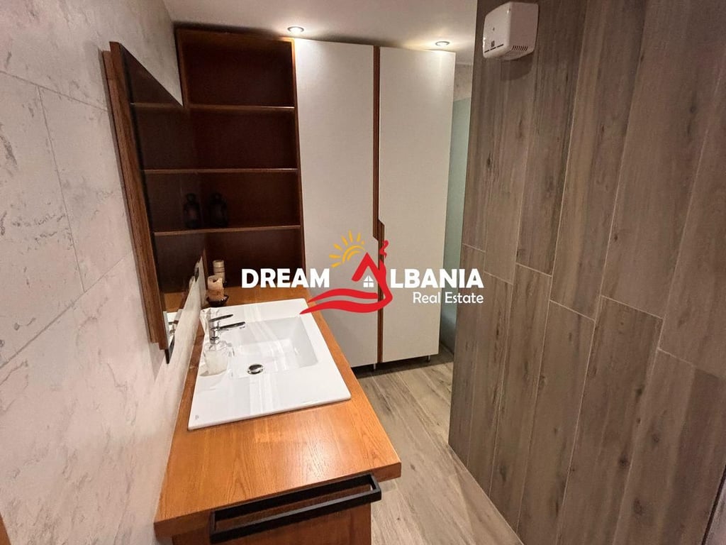 3+1+2 apartment for sale at the former Exhibition near the District Court Tirana ID (4131416)