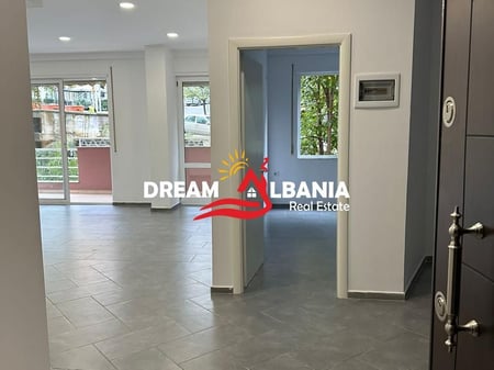 Appartamento 2+1+ Negozio a Fresk, vicino a Spar 2 a Tirana (ID 41211526)