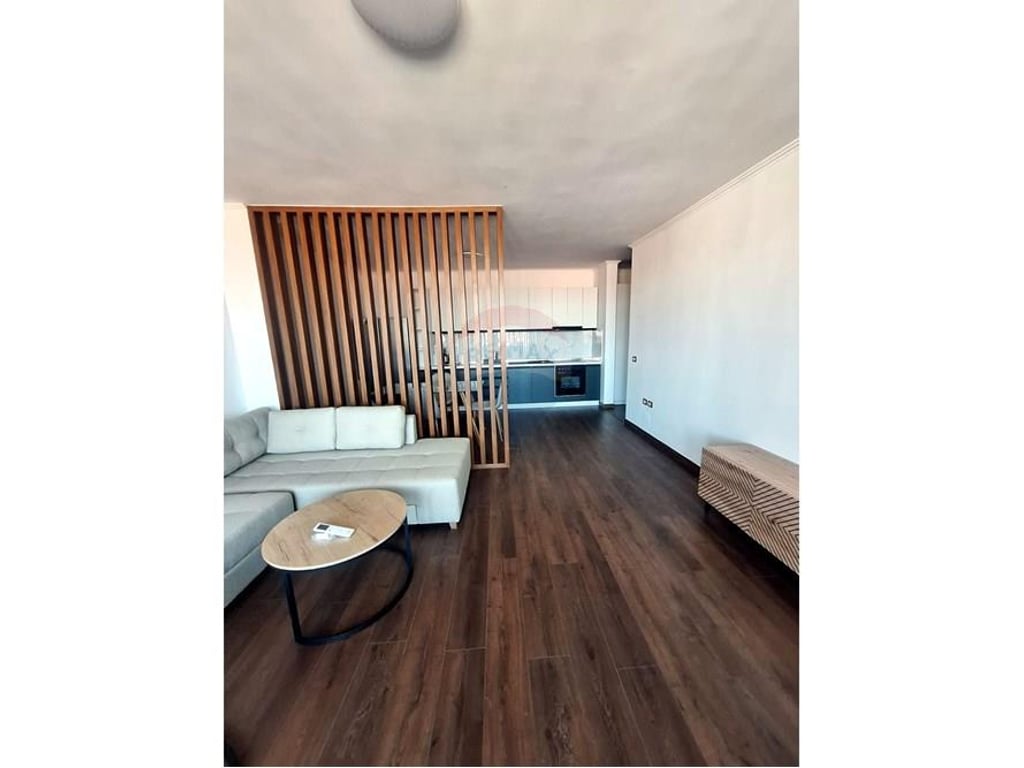 APARTAMENT NE SHITJE 2+1