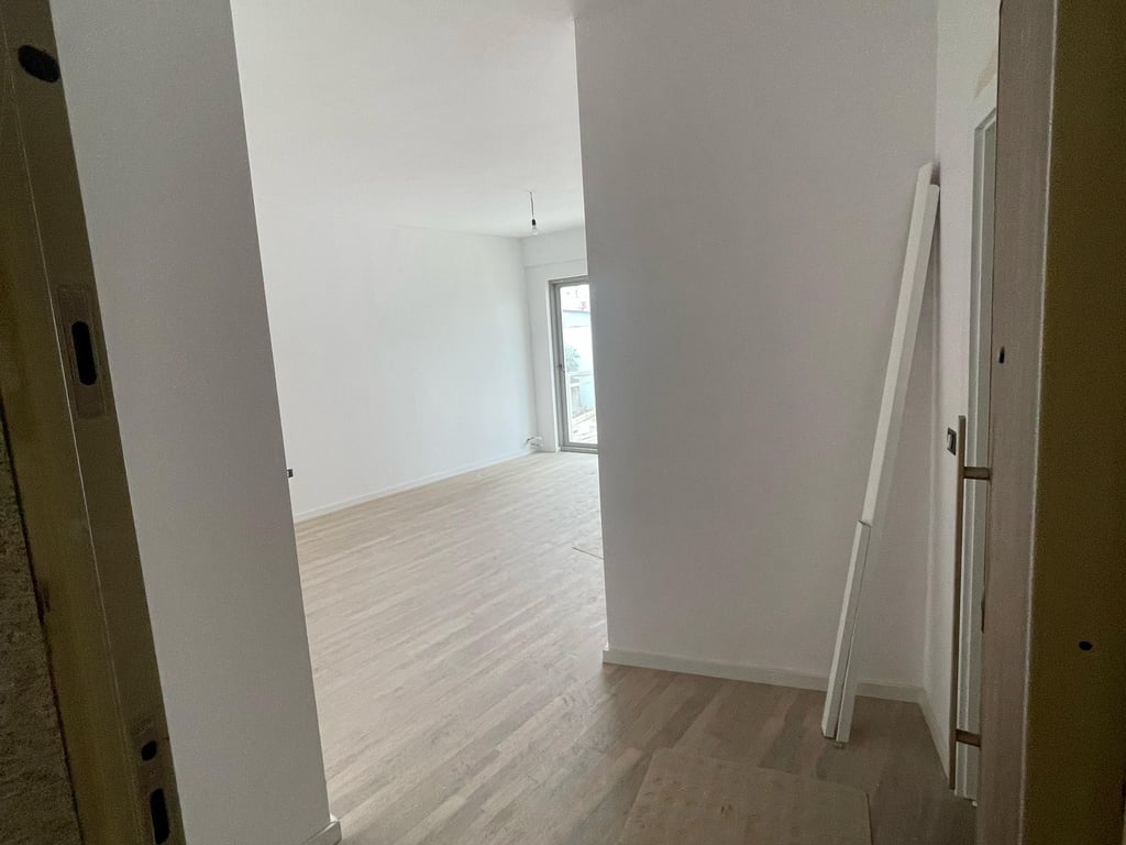 Appartamento 1+1 in vendita a Fusha e Aviacionit