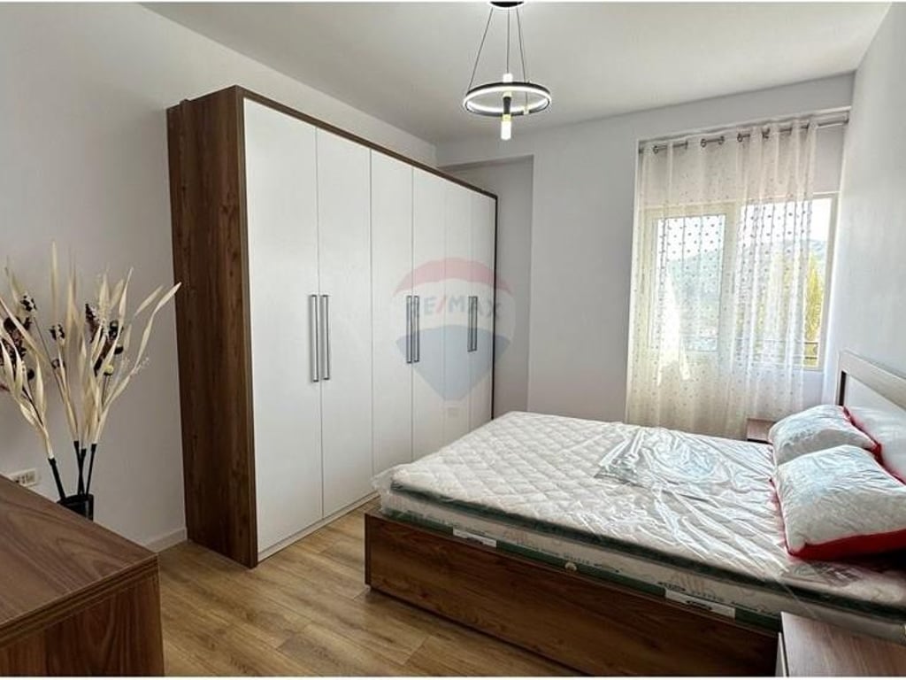 APARTAMENT 1+1 PER SHITJE, YZBERISHT