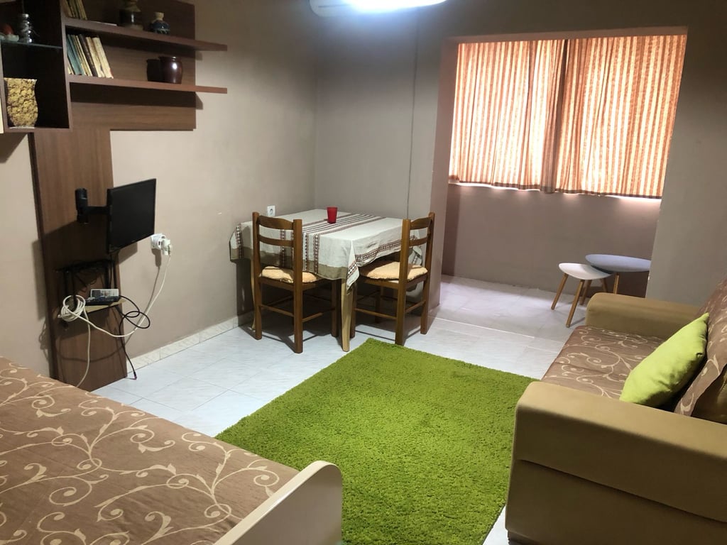Appartamento 3+1+2 in affitto a 21 Dicembre, Incrocio (550 Euro)