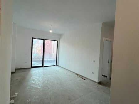 2+1 apartment for sale in Myslym Shyri