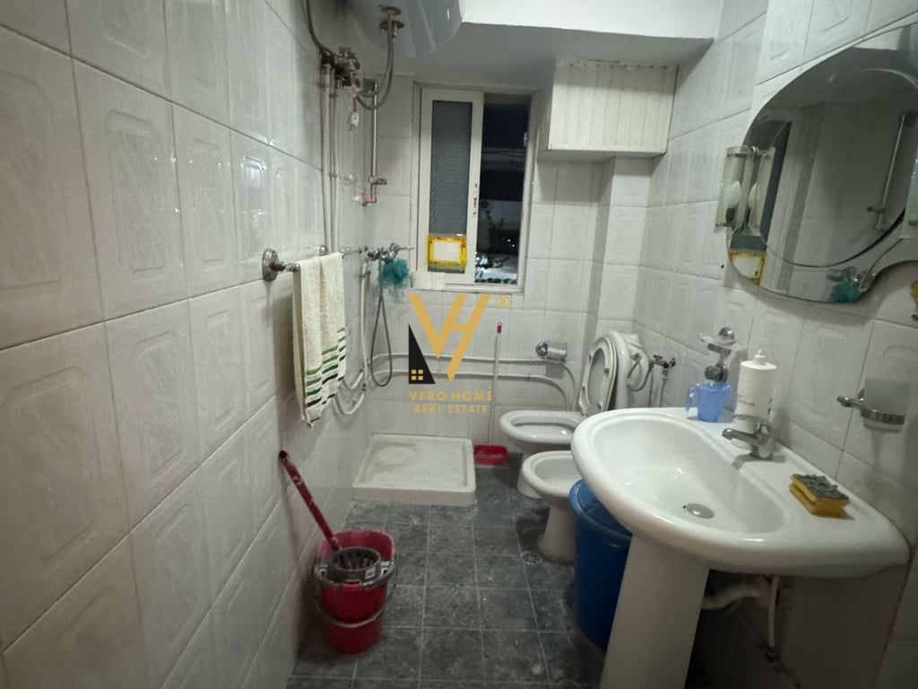 VENDESI APPARTAMENTO 2+1+2 BALCONI IN VIA KAVAJES 155.000 EURO