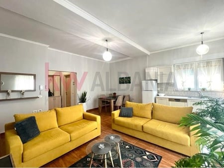 APARTMENT 2+1+2 FOR RENT NEAR SQUARE 21