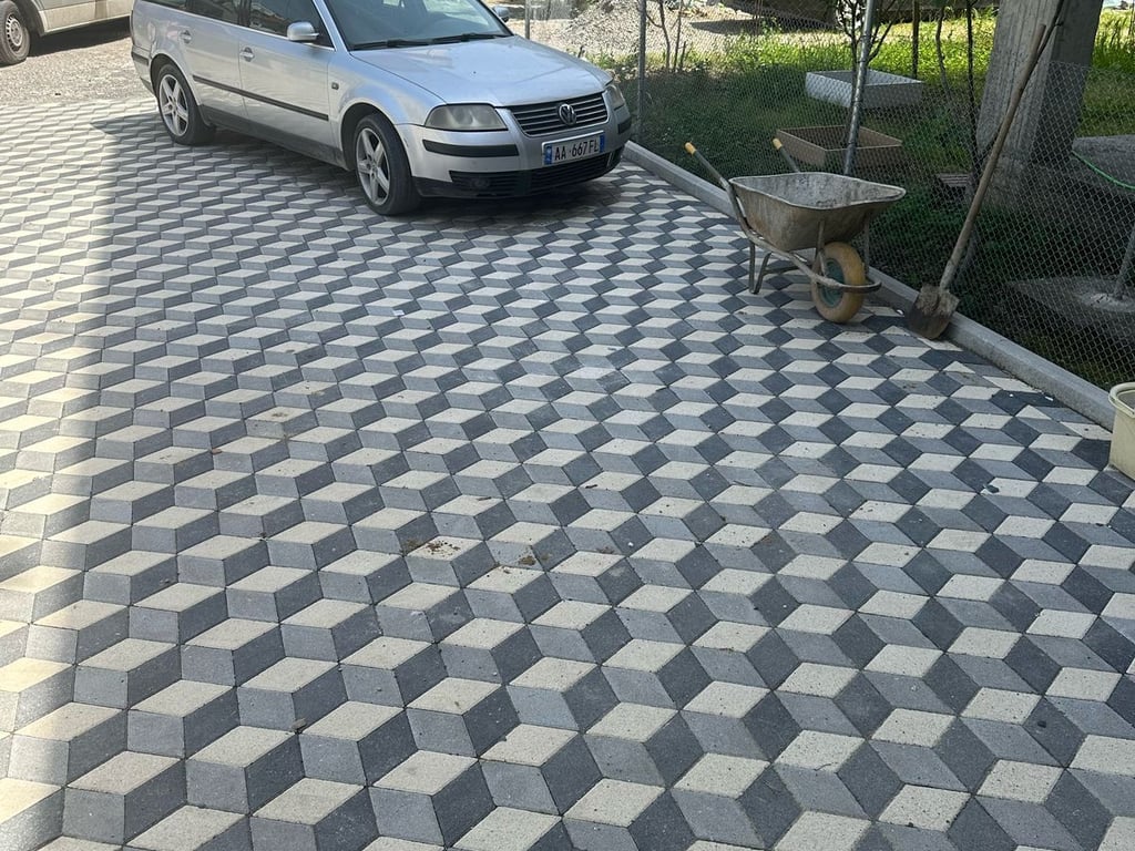 Vile me Qera ne Astir 