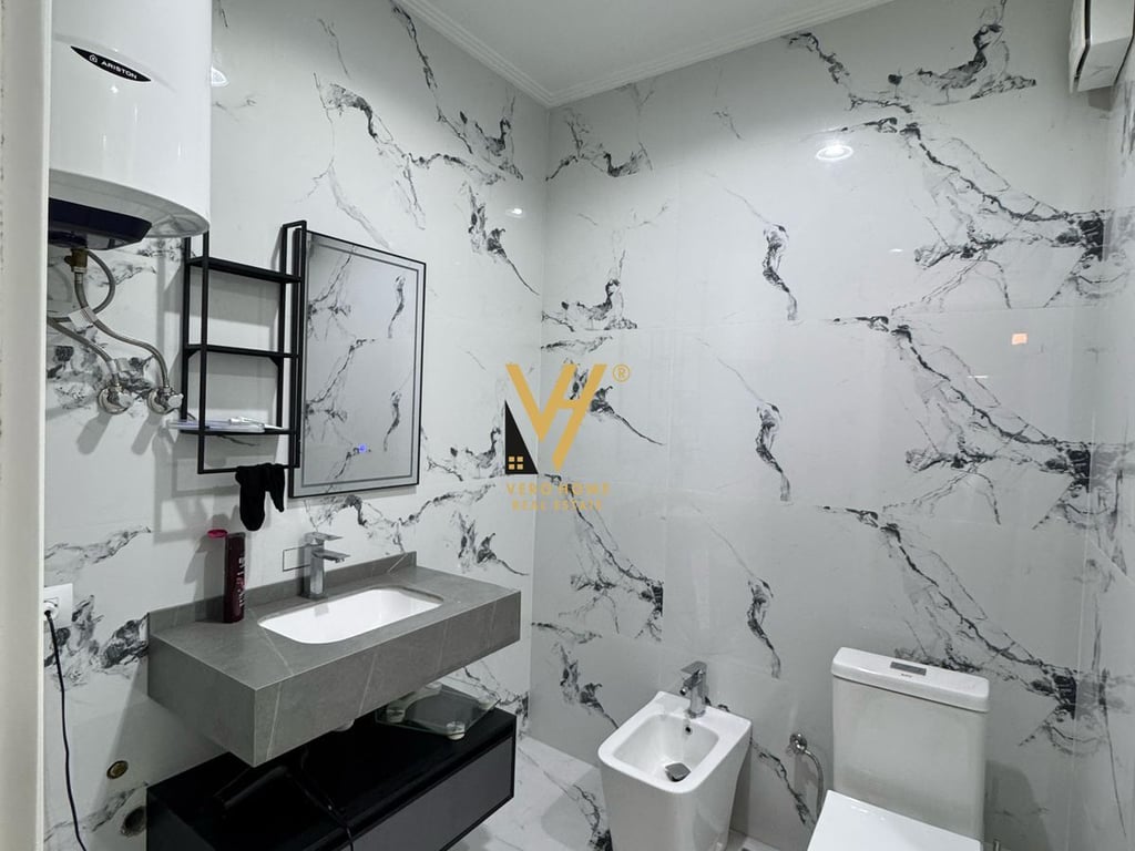 SHITET APARTAMENT 2+1+BLK TE LIQENI THATE 250.000 EURO