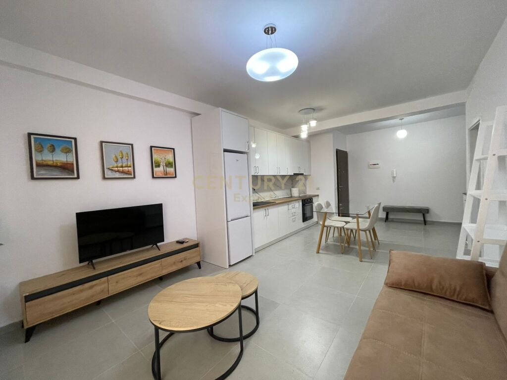 APARTAMENT 1+1ME QIRA NE RRUGEN E DURRESIT!