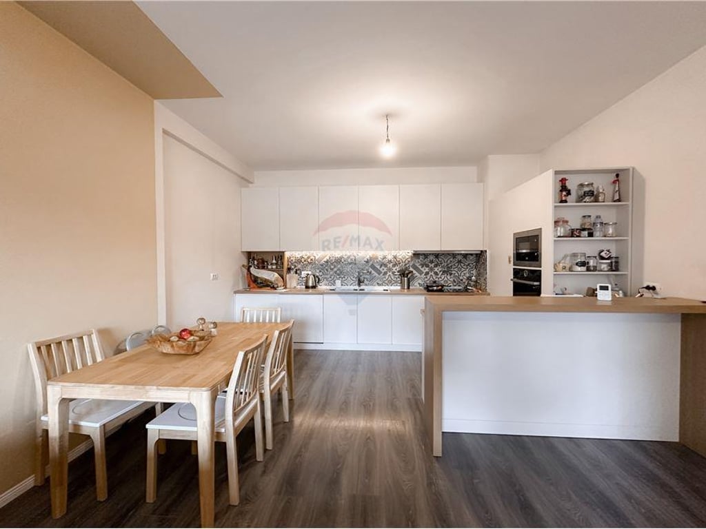 APARTAMENT 2+1 PER SHITJE PERBALL EUROPIANIT