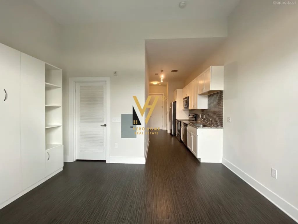 FOR SALE APARTMENT 4+1+2 NEAR THE ARROW BUILDING 246,000 EURO