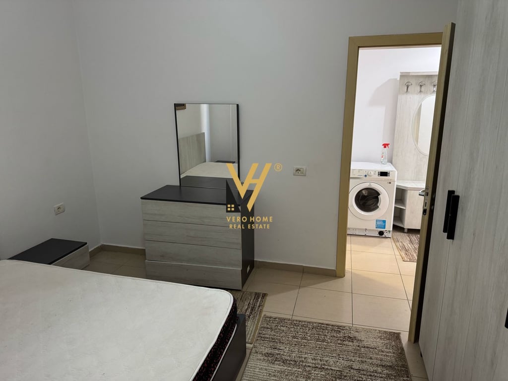AFFITTASI APPARTAMENTO 1+1+BLK IN VIA 5 MAJI A 500 EURO