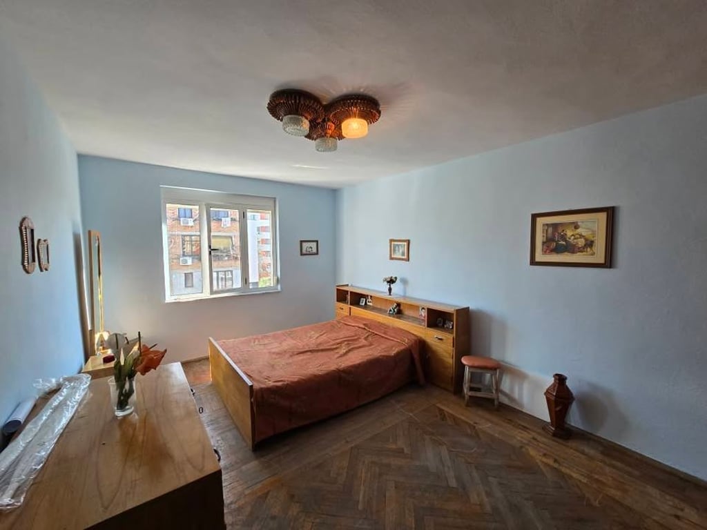 SHITET APARTAMENT 2+1 TEK SHKOLLA 1 MAJ!