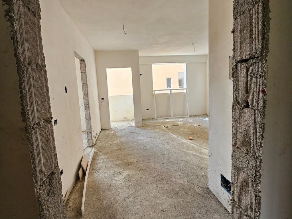 Shitet Apartament 1+1 51000€