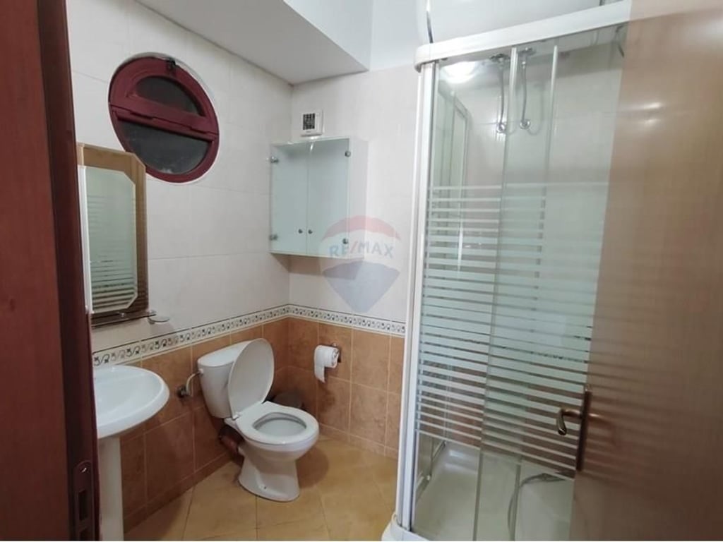 Appartamento in affitto 2+1+2 Via Kavajë.