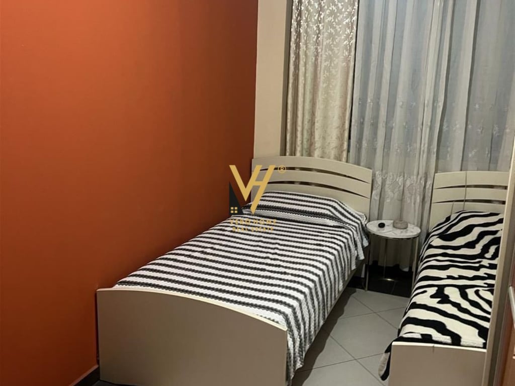 VENDESI APPARTAMENTO 2+1+BLK VICINO CASA ITALIA 125.000 EURO