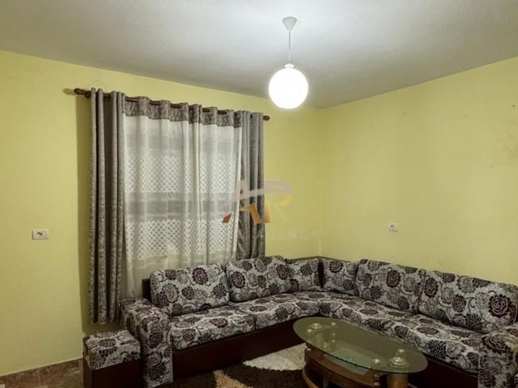 Appartamento 2+1 in affitto a Laprakë.