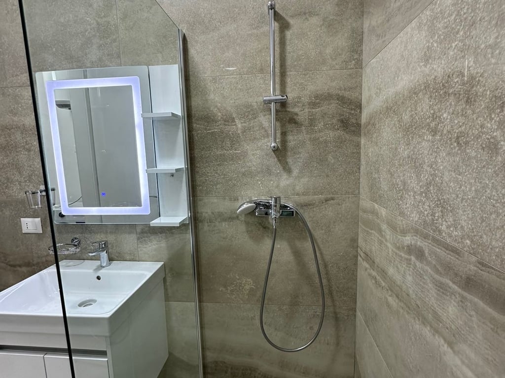 Apartament - Për Qira 2+1 - Kompleksi DELIJORGJI