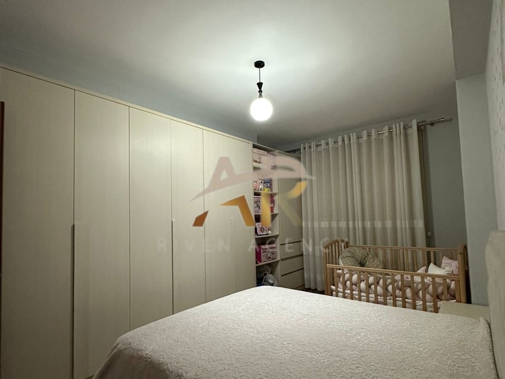 Jepet me qera apartament 1+1 tek Vila L, Astir