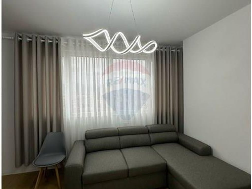 Jepet me qira apartament 2+1 tek Tirana Golden Park.