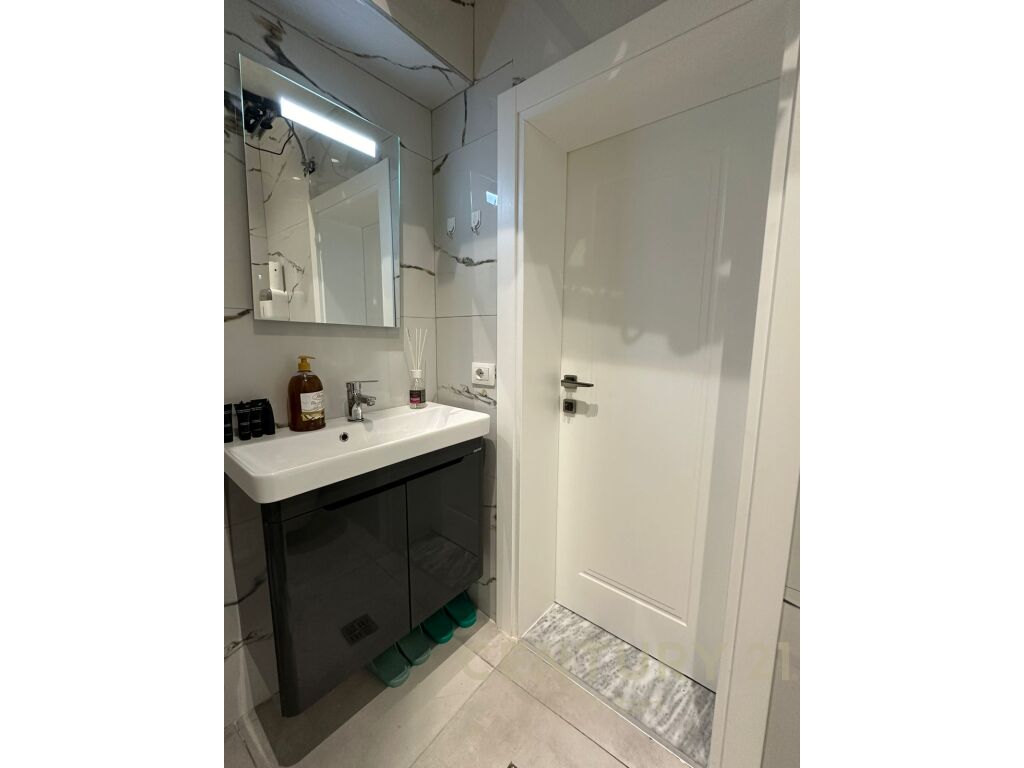 APARTAMENT 1+1 ME QIRA TEK PALLATET AGIMI, I PERSHTATSHME PER AIRBNB