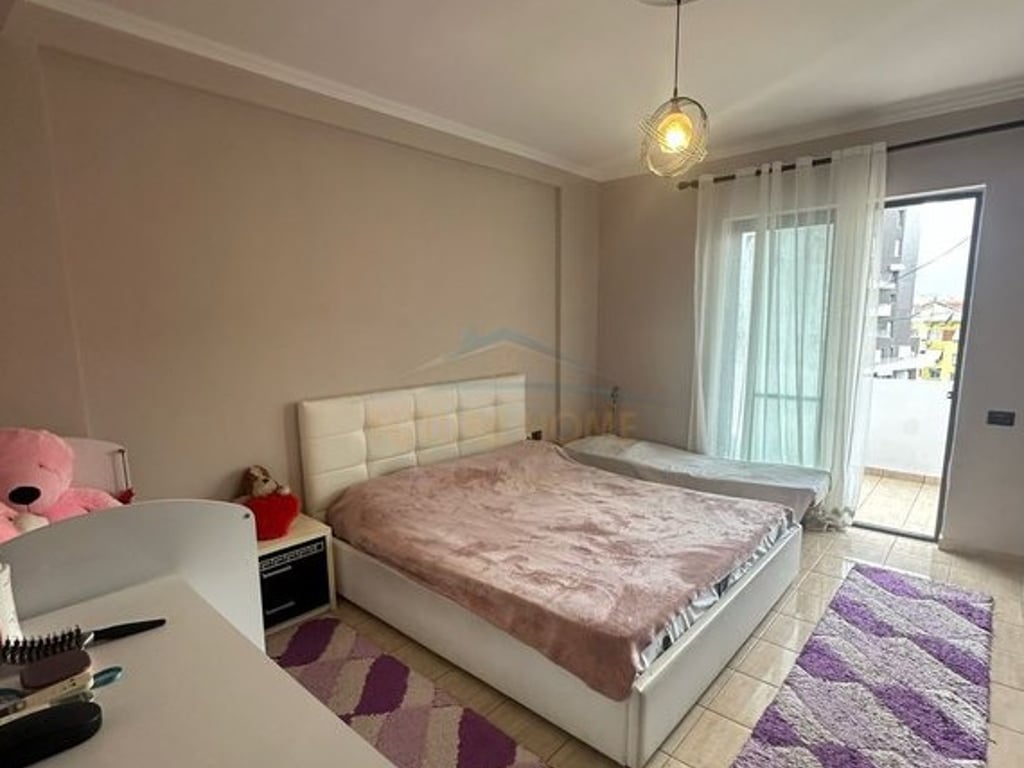 Qera , Apartament 1+1 , Selvia